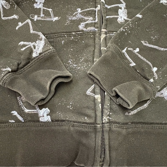 2/$20 Gap Kids Boys XS 4-5 Black Blue Skeleton Skateboarding Full Zip Sweatshirt - Picture 4 of 6